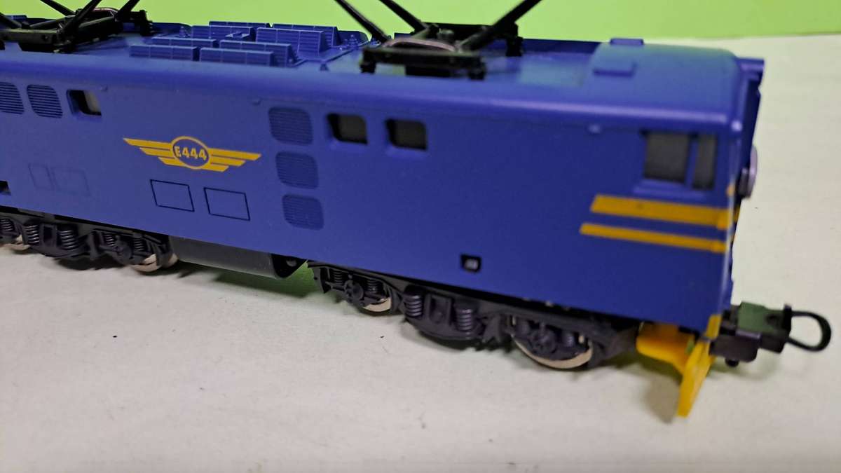 LIMA SAR Blue Train Locomotive UNBOXED