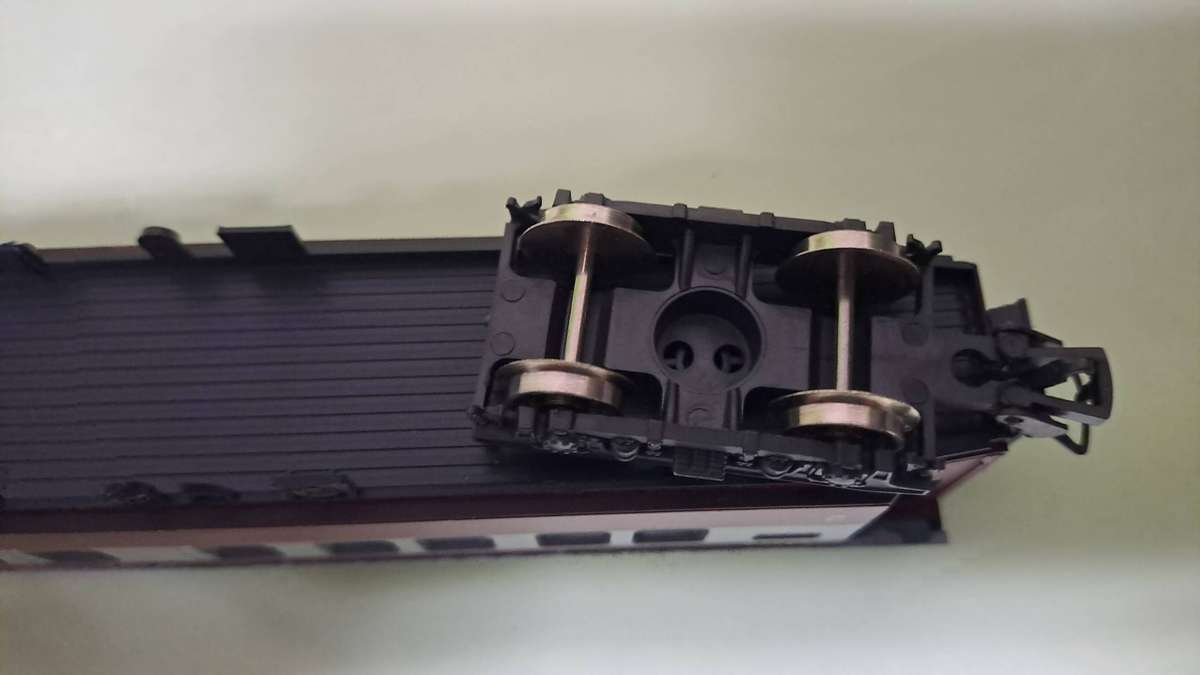 LIMA Train SAR Trans Karoo 2nd Class Coach BOXED