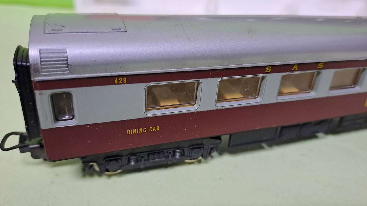 LIMA Train SAR Trans Karoo SABIE Dining Room Coach BOXED