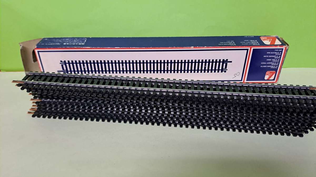 Lima 403027 Straight Track Set 333mm