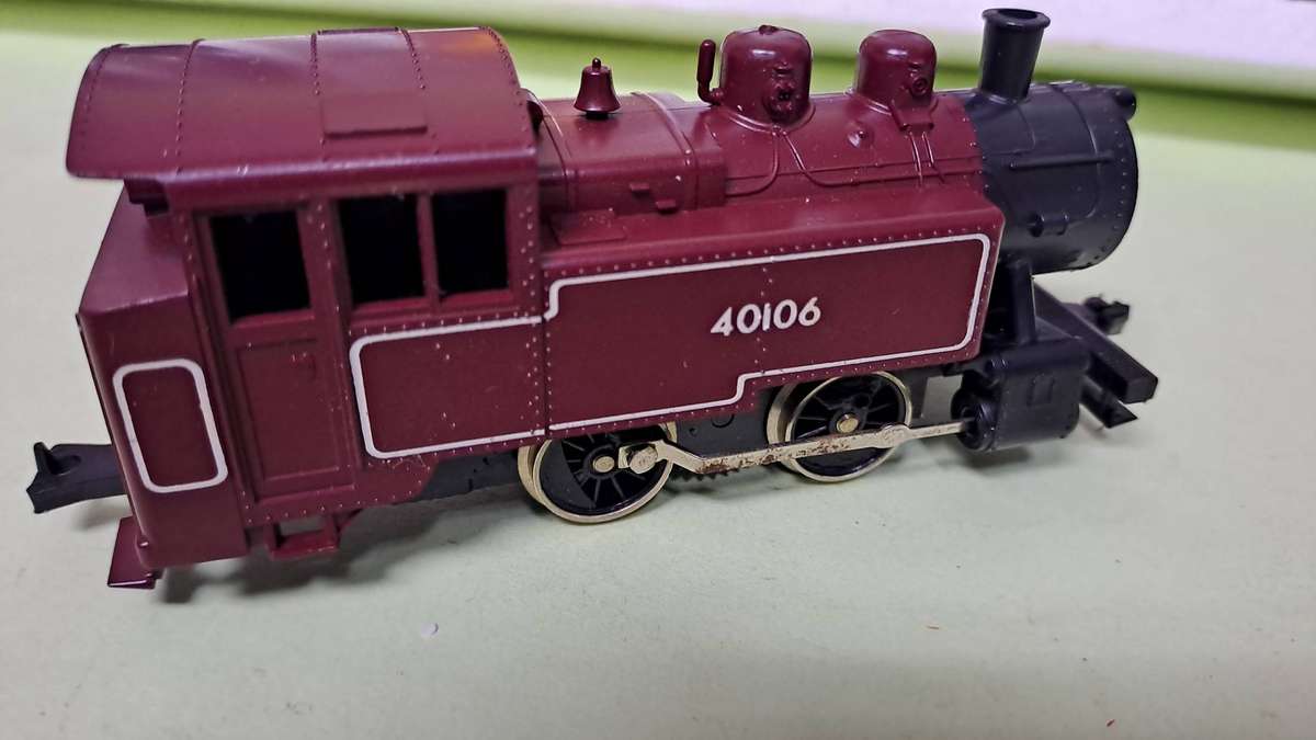 LIMA SAR Train Set (Locomotive with 3 passenger) BOXED