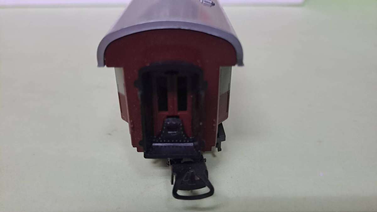 LIMA Train SAR Trans Karoo 1st Class Coach BOXED