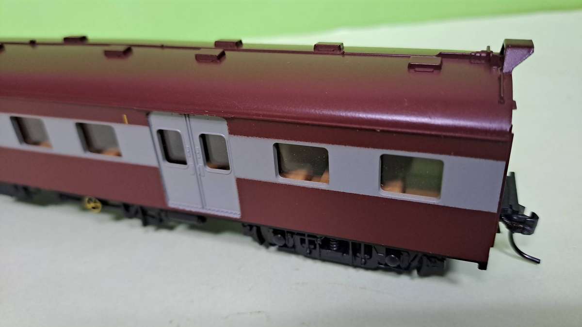 LIMA Train SAR Suburban Coach 1st class UNBOXED Excellent Condition