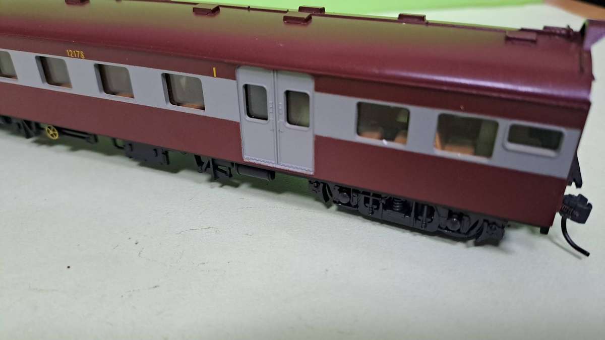 LIMA Train SAR Suburban Coach 1st class UNBOXED Excellent Condition