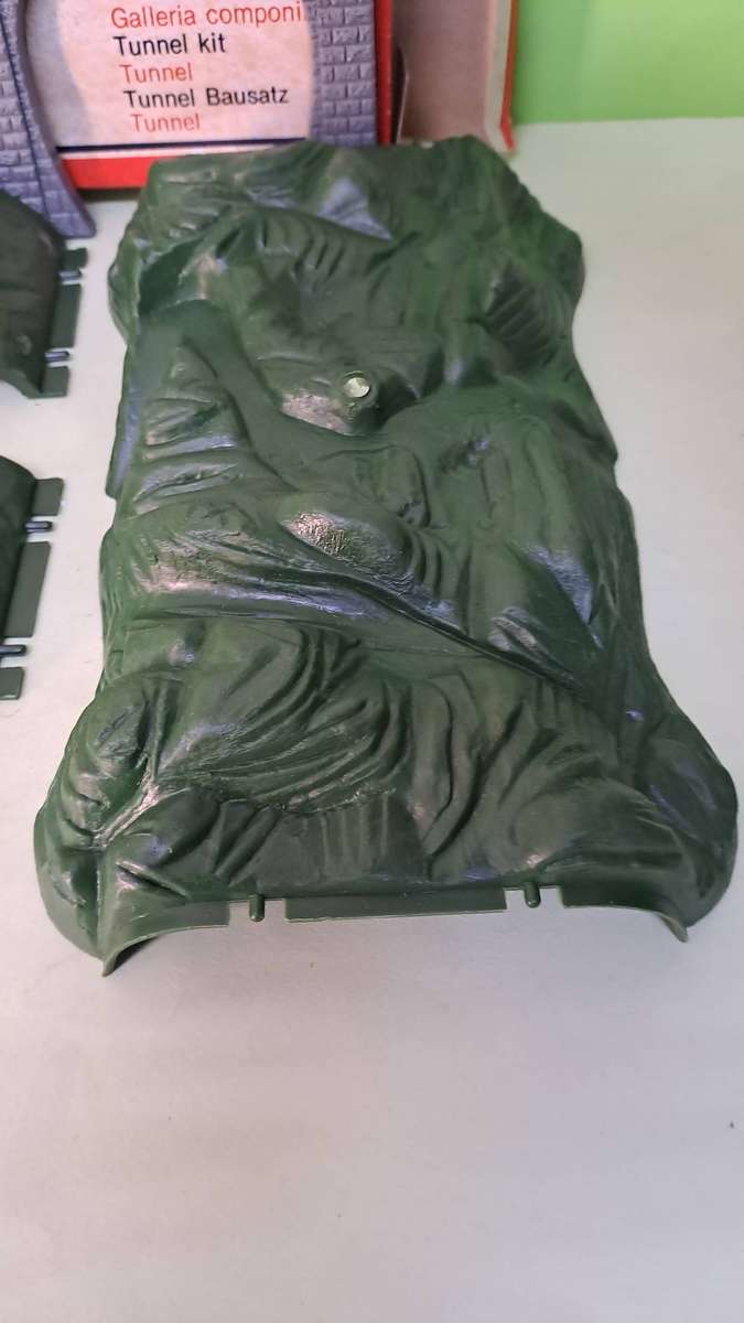 LIMA Tunnel BOXED (NEW old stock)