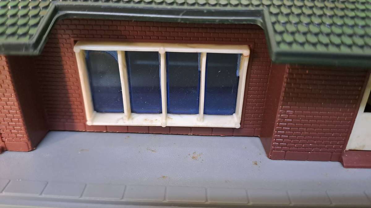 LIMA House BOXED (NEW old stock)