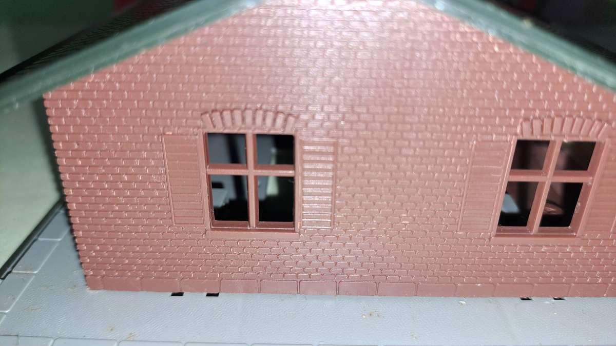 LIMA House BOXED (NEW old stock)