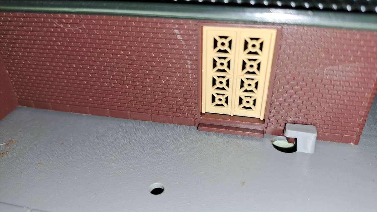 LIMA House BOXED (NEW old stock)