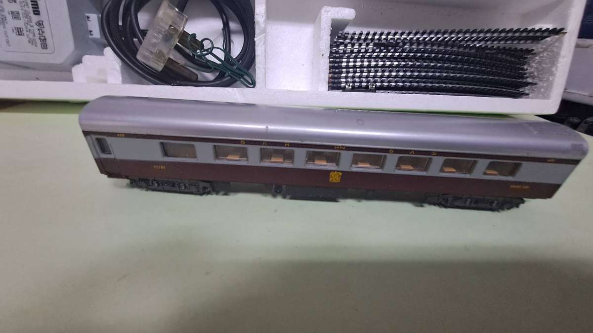 LIMA SAR Trans Karoo Train Set (Complete with Dummy Loco and 4 wagons) BOXED