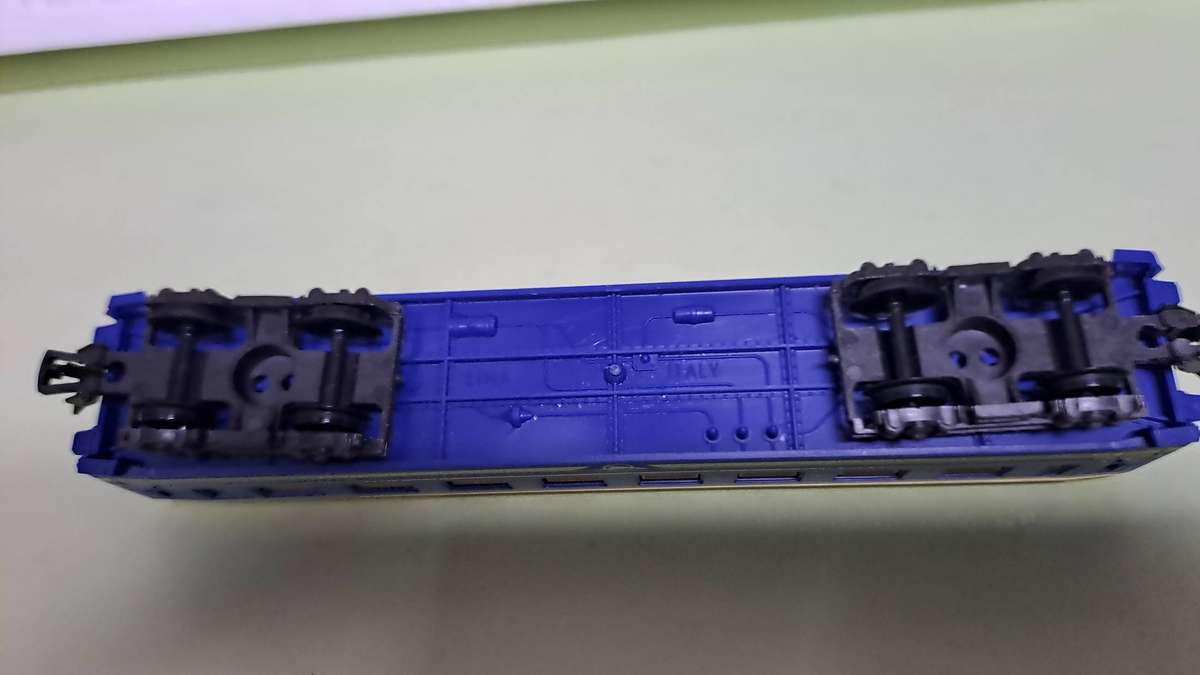 LIMA SAR Blue Train Set Steam (Locomotive with 3 wagons) BOXED NEW