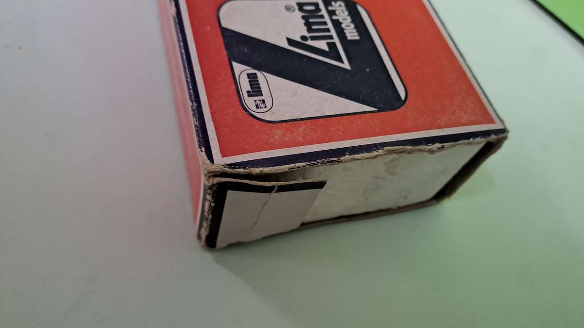 LIMA Train SAR Suburban Coach 1st class BOXED