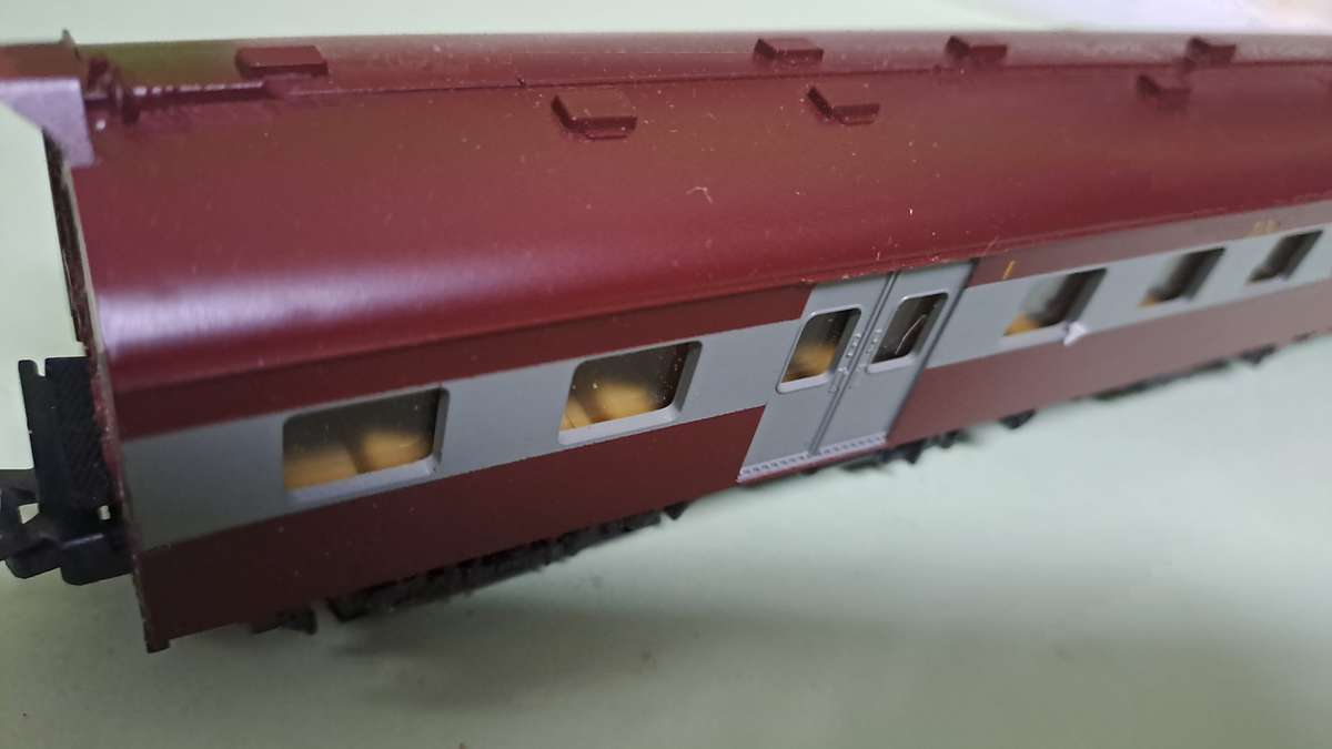 LIMA Train SAR Suburban Coach 1st class BOXED