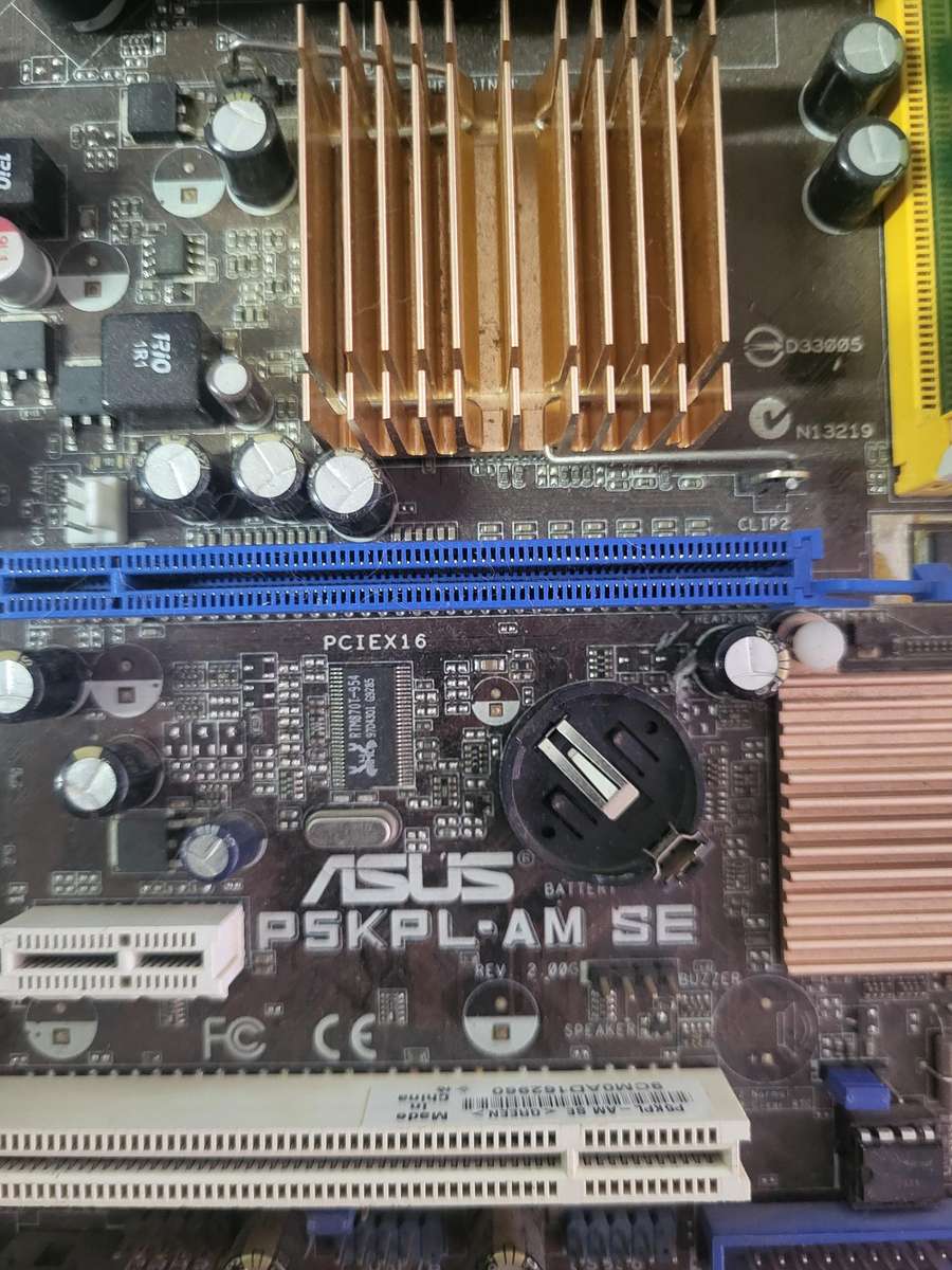 Retro Asus P5KPL-AM SE Motherboard + Core2Quad Q8400