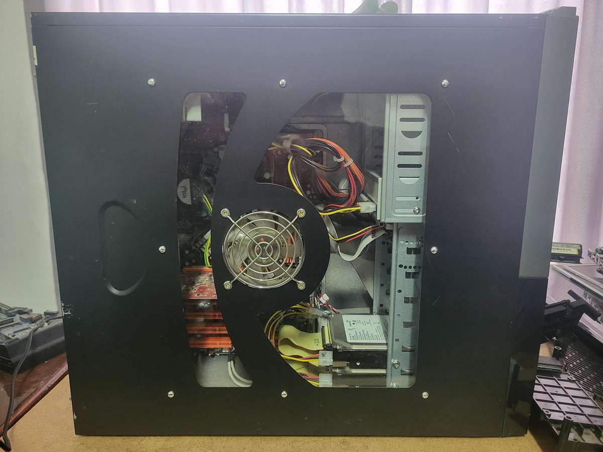 Vintage socket 478 Pentium 4 Gaming PC