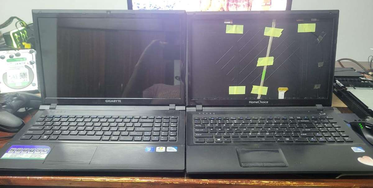 Dead laptops for spares or repair