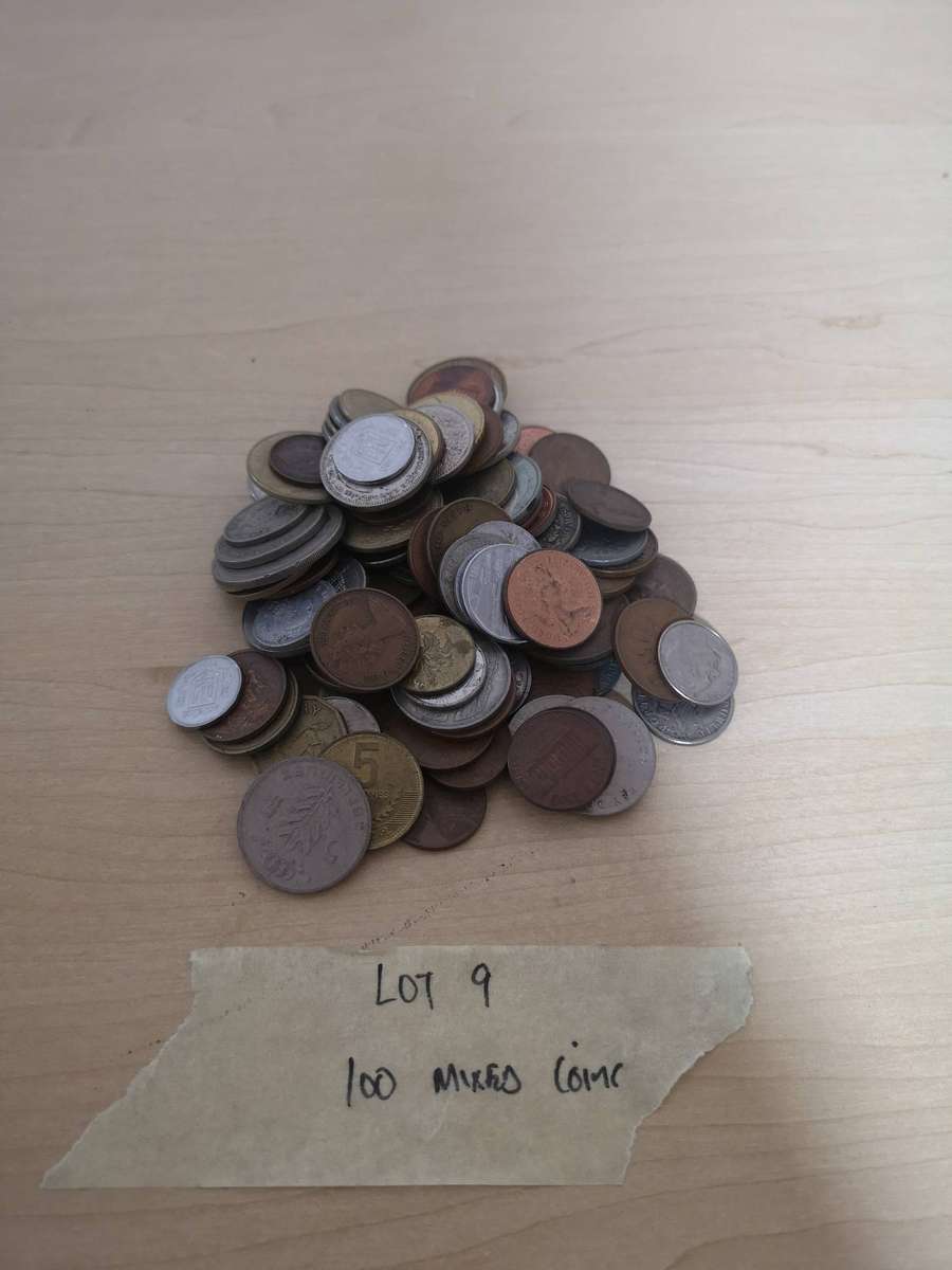 100 Mixed Coins - Lot 9