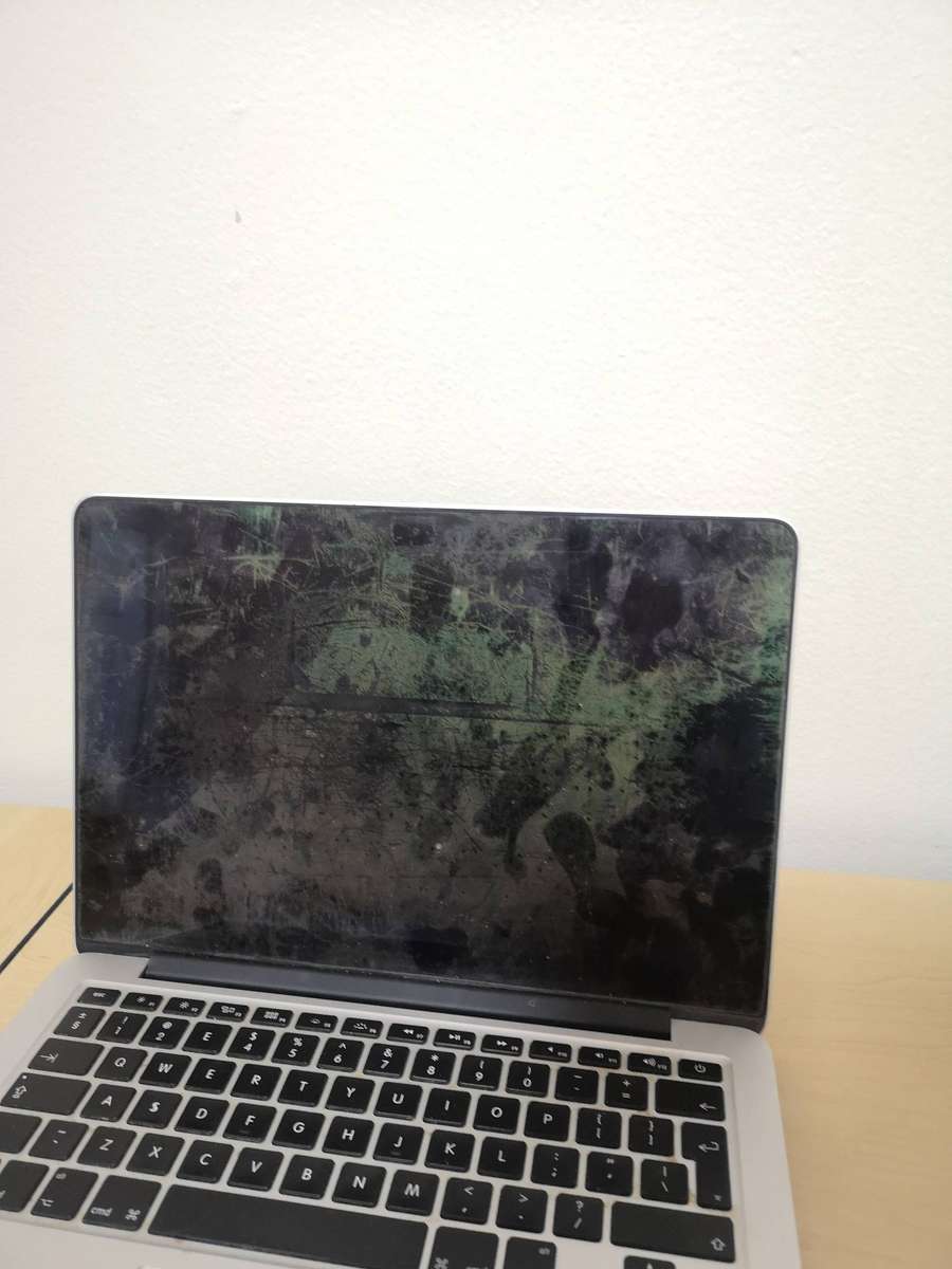 Insurance Claim - MACBOOK LOT 4