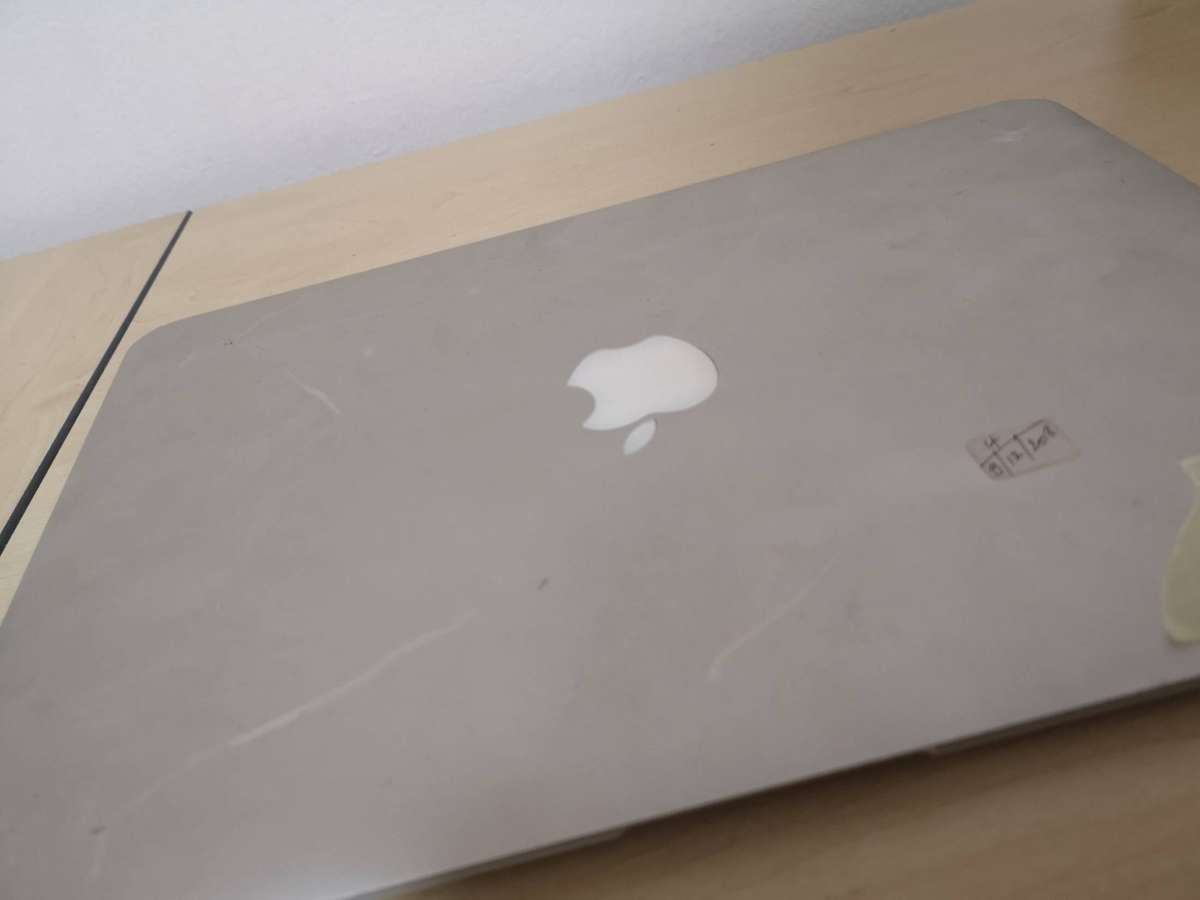 Insurance Claim - MACBOOK LOT 10