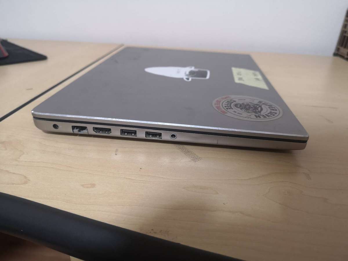 Insurance Claim - LAPTOP Lot 6