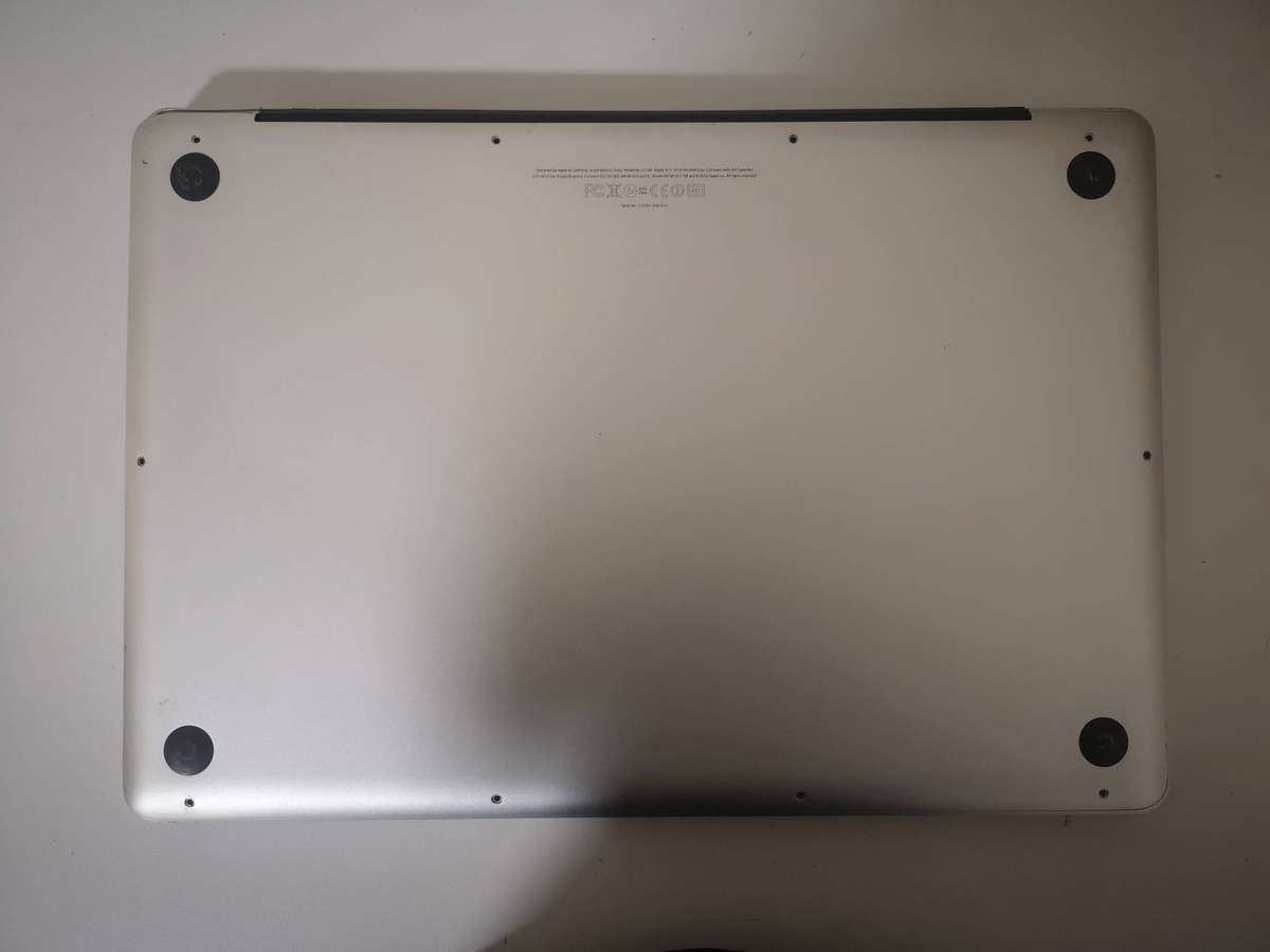 Insurance Claim - Laptop - MACBOOK LOT 5