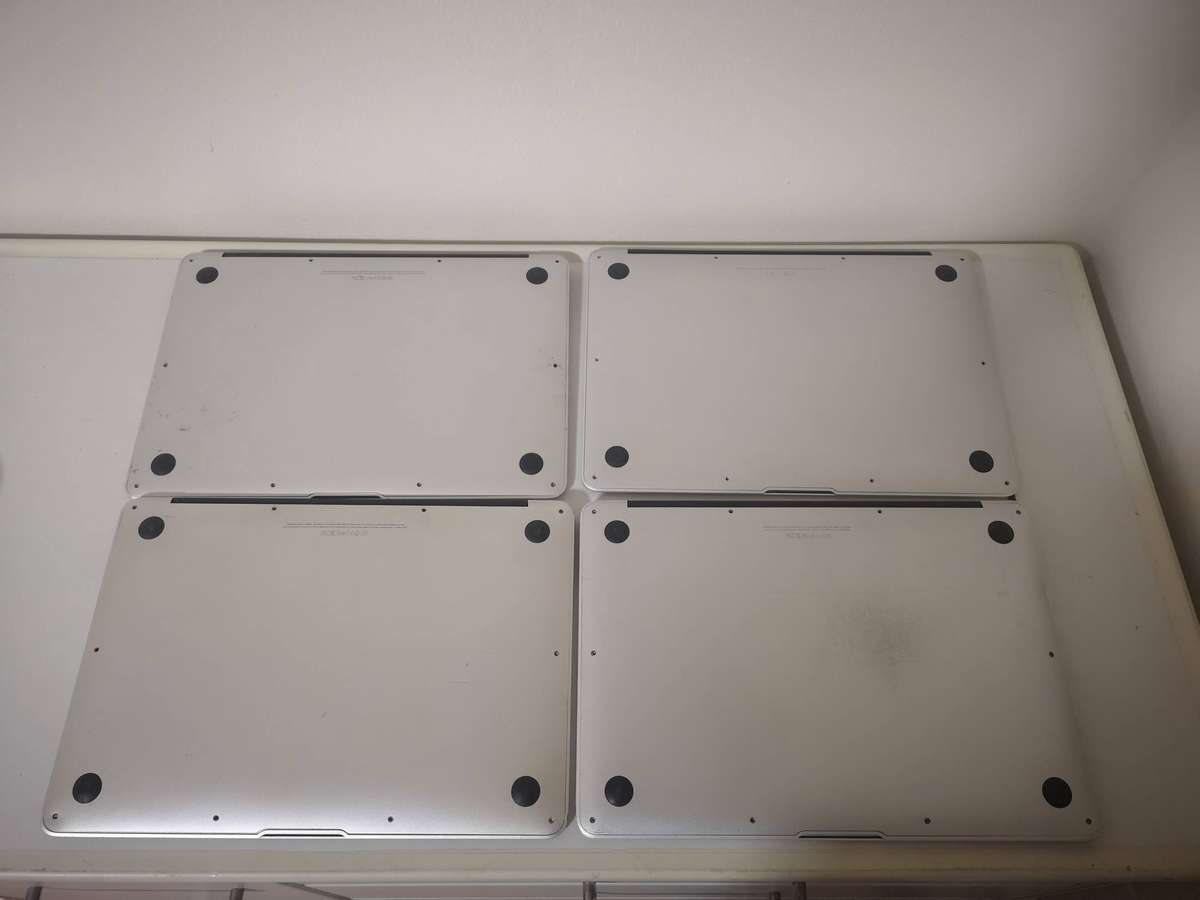 MACBOOK LOT X 4