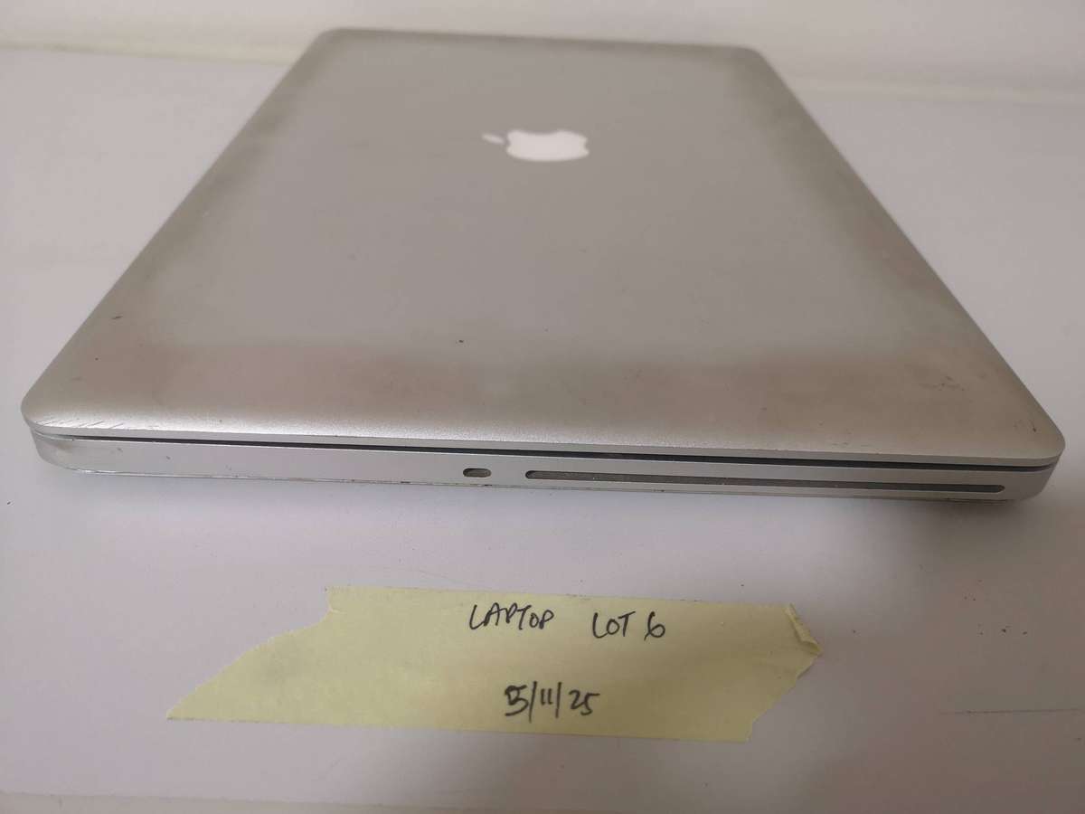 MACBOOK LOT 6