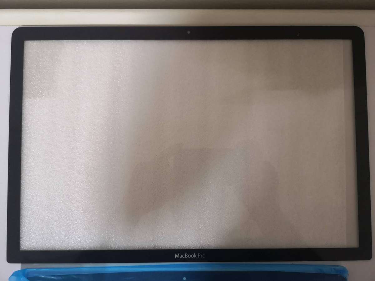 MACBOOK - FRONT GLASS