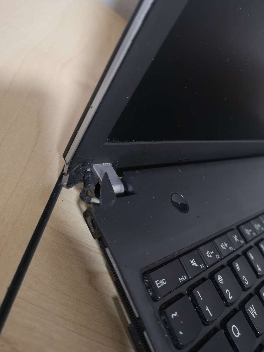 Insurance Claim - Laptop LOT 4