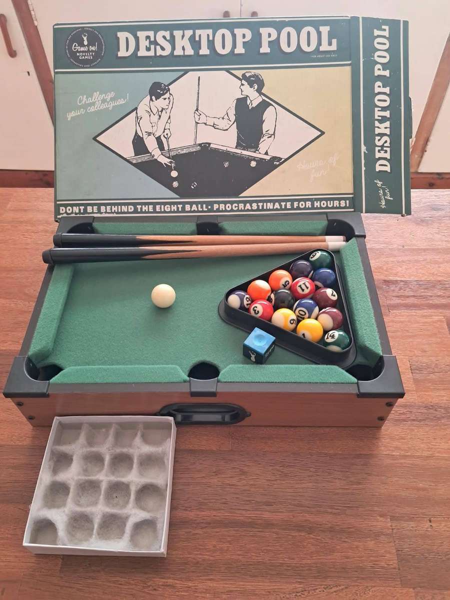 Retro Desktop Pool Set  Complete Novelty Mini Table Top Game (With Box & Accessories)