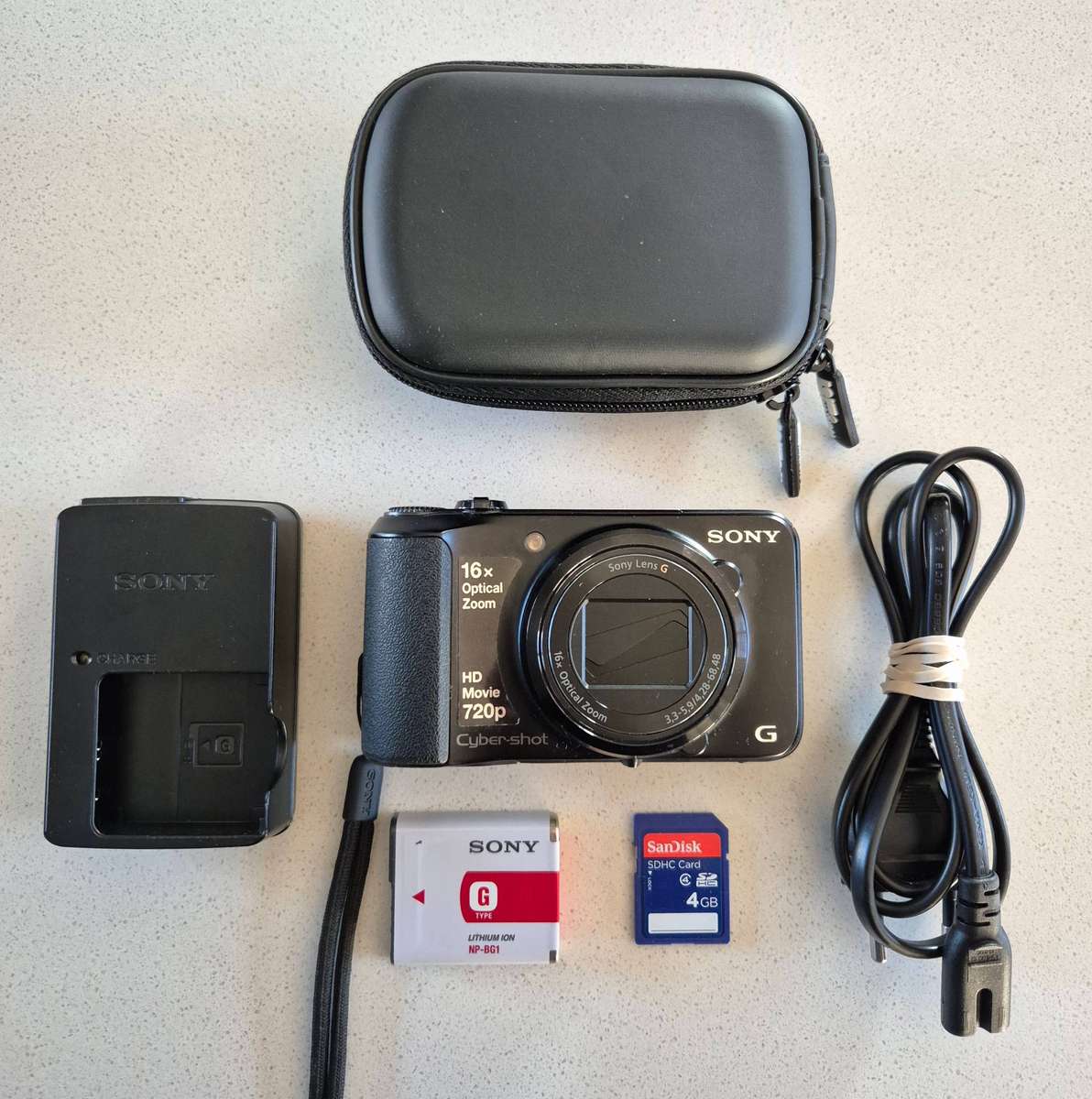 Sony Cybershot digital camera DSC-H90 (16.1 m/pixel, 16 x optical zoom, HD video recording)