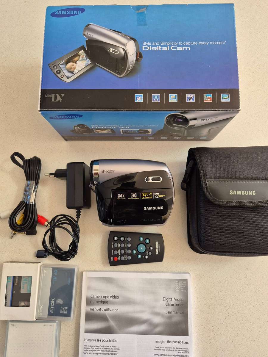 Samsung mini DV camcorder VP-D381i. This camera has a 34 x optical zoom