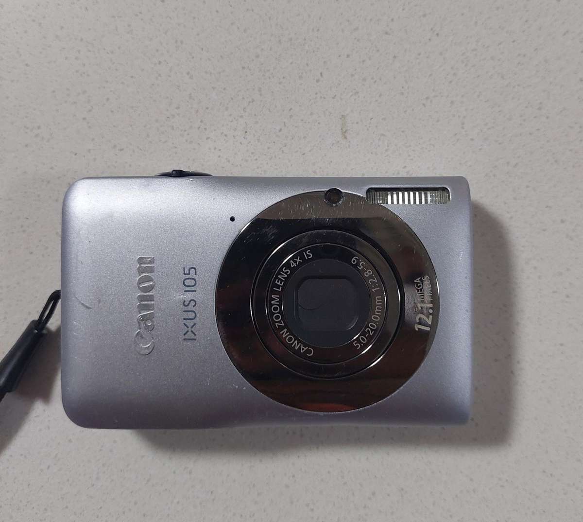 Canon IXUS digital camera 105  (12.1m/pixel, 4 x optical zoom, video recording)