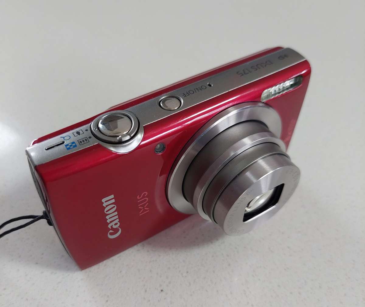 Canon IXUS digital camera 175 (20 m/pixel, 8 x optical zoom, HD video) In PRESTINE condition