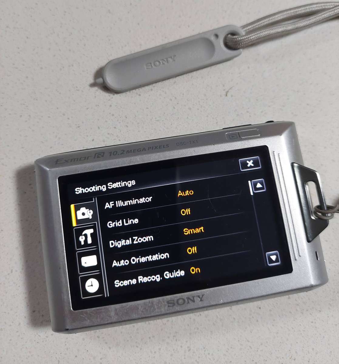 Sony Cybershot digital camera DSC-TX1 Touchscreen (10.2 m/pixel, 4 x optical zoom, HD video)