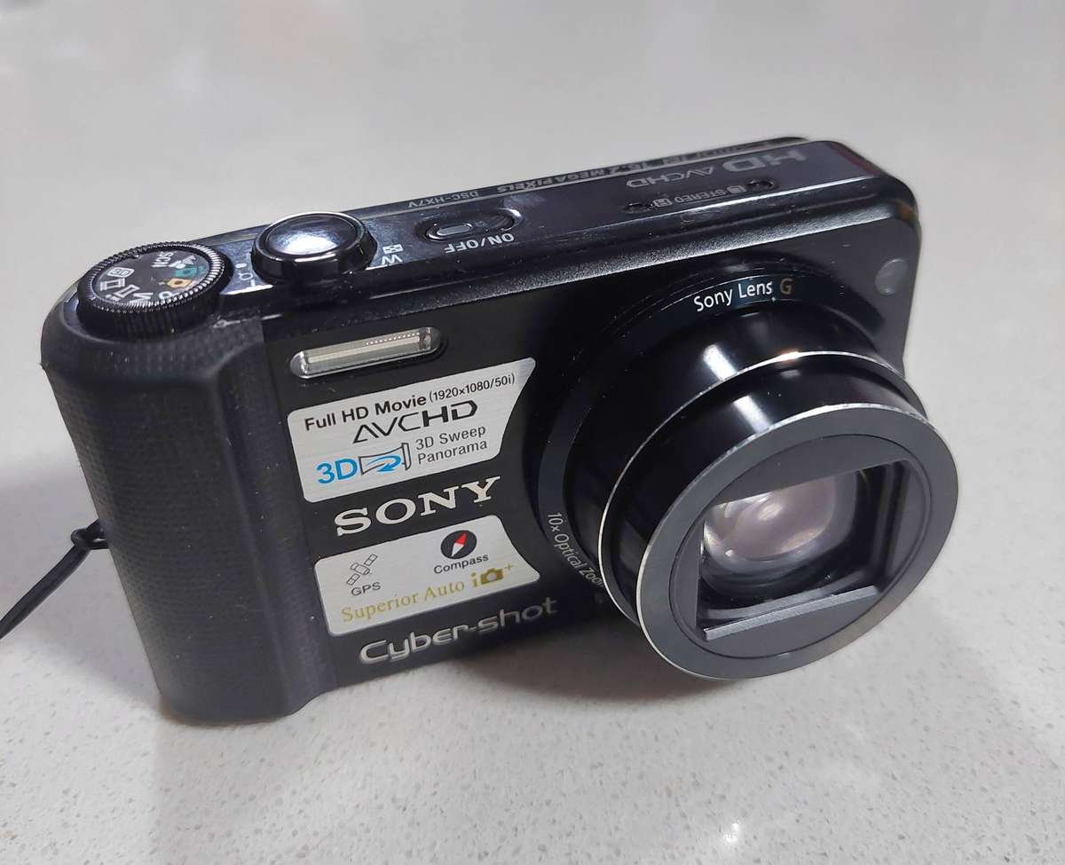 Sony Cybershot digital camera DSC-HX7V (16.2 m/pixel "Exmor R", 10 x optical zoom, Full HD video)