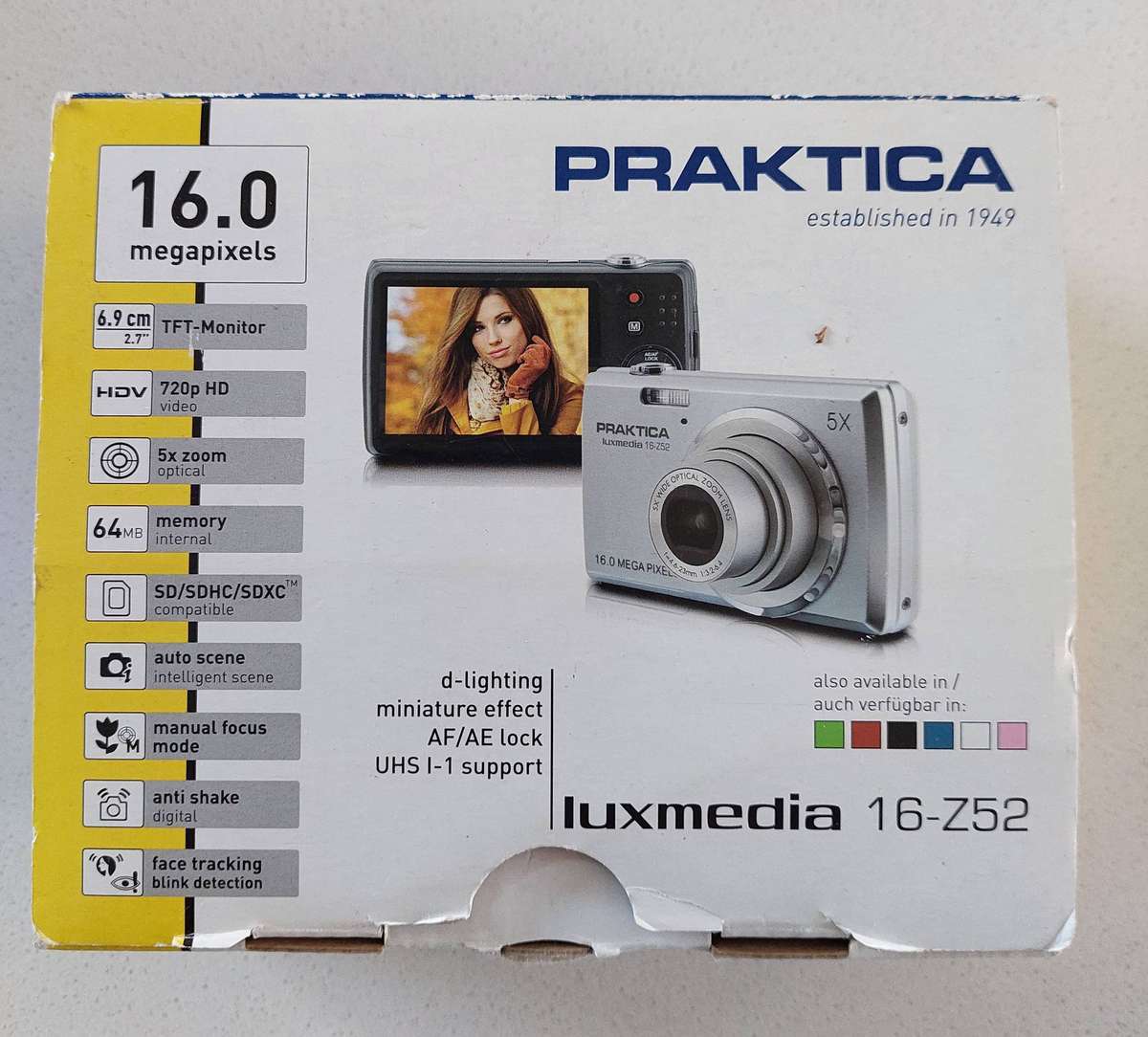 Praktika 16 m/pixel pocket camera (works % with box and acc)