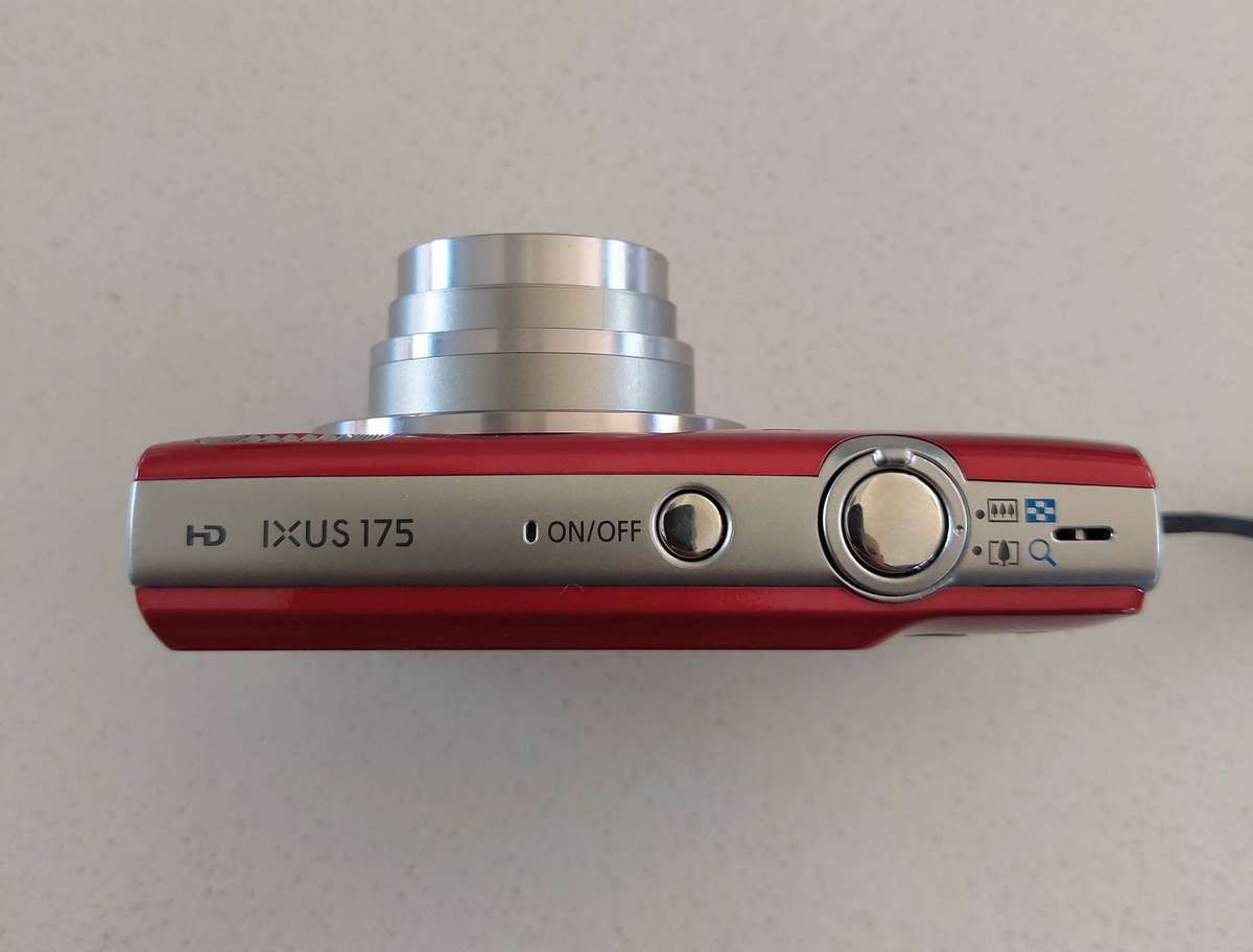 Canon IXUS digital camera 175 (20 m/pixel, 8 x optical zoom, HD video recording)