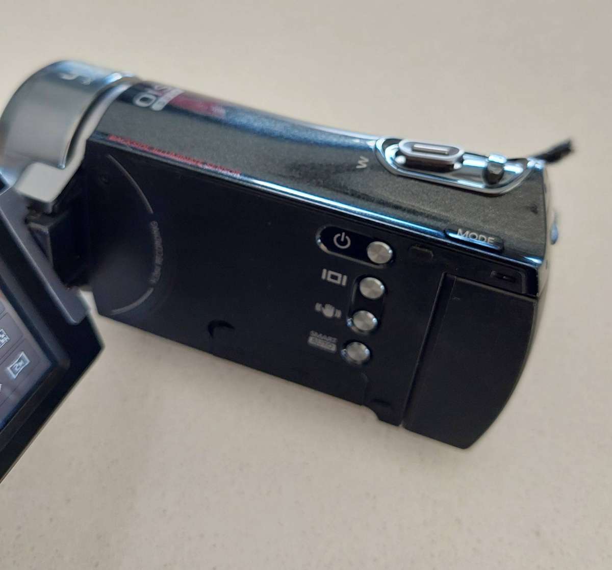 Samsung Full HD video camera HMX-H440