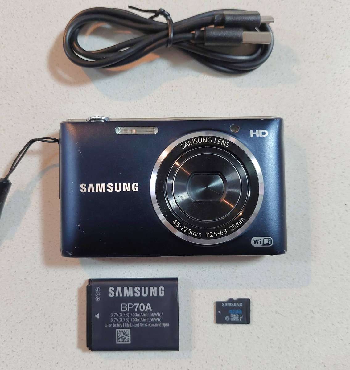 Samsung digital camera ST150F Wi-Fi (16.2 m/pixel, 5 x optical zoom, HD video recording)