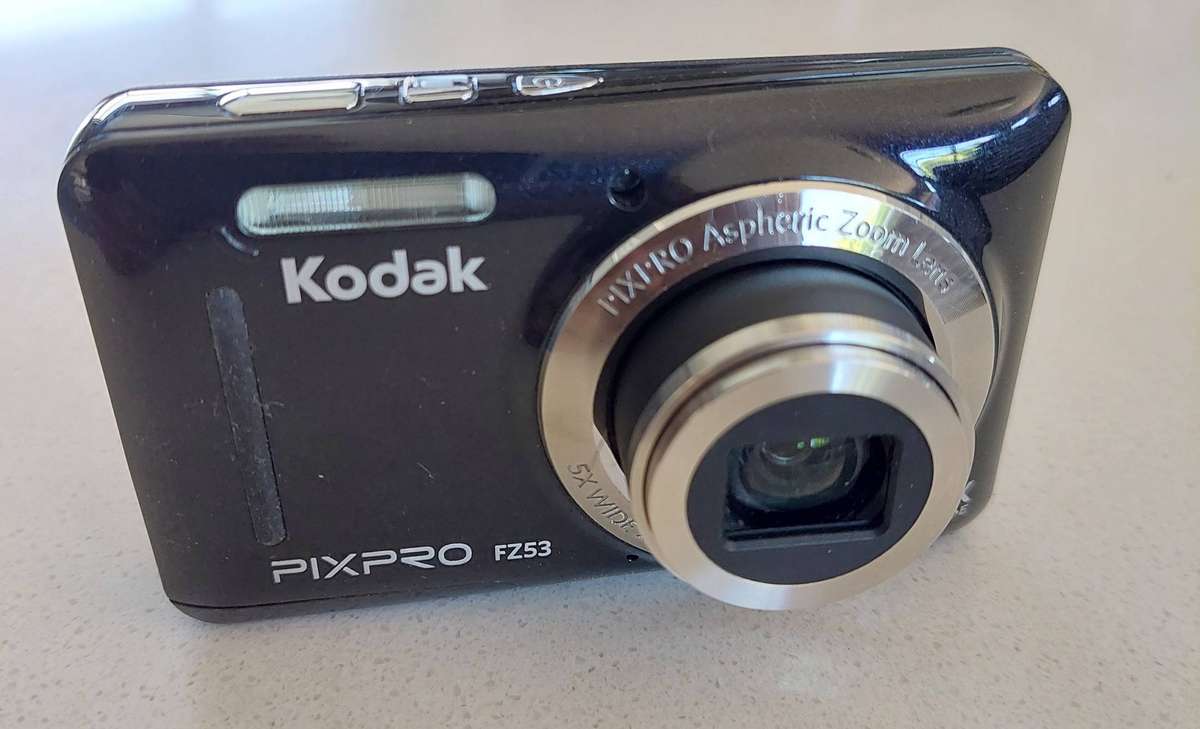 Kodak PixPro FZ53 digital camera - Read the description