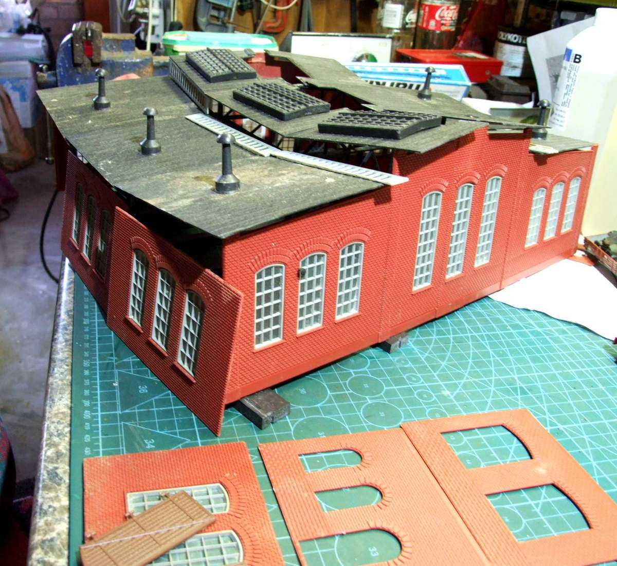 SCENERY HO:  On Auction is this European Plastic 3 Loco Shed in Fair Used Dis-assembled Condition.