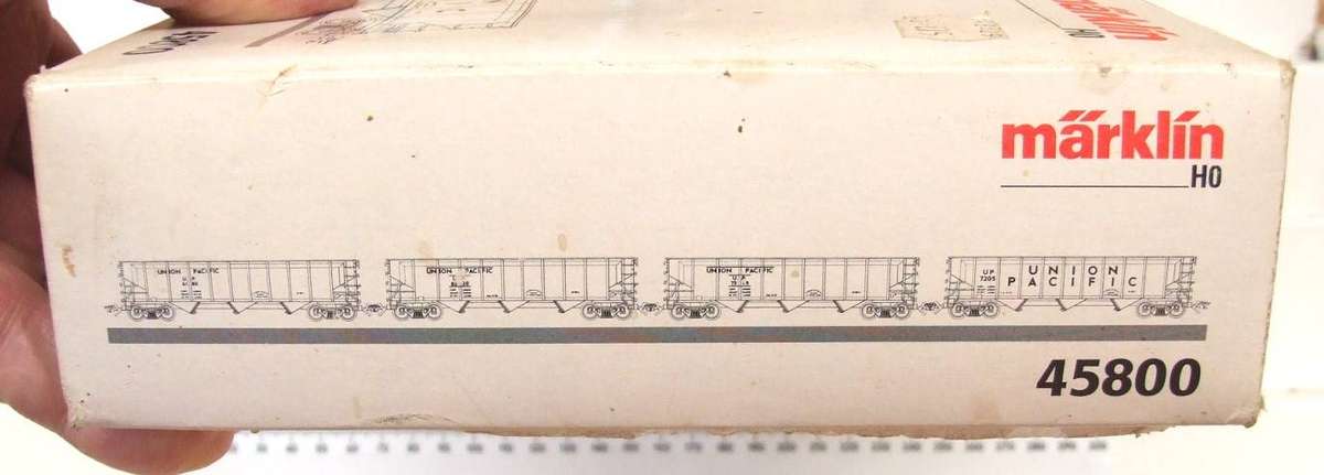 MARKLIN HO: `UNION PACIFIC` Coal Hopper Car Set(45800) in Very Good Boxed condition (Germany)