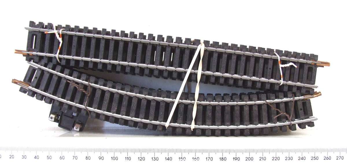 LIMA HO: 9x Curved(403030) + 10x Strait (3020)Steel Track in Good Used un-boxed condition.(Italy)