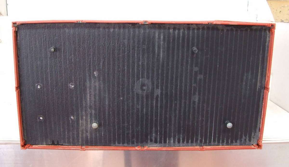 SCENERY HO/OO: On Auction is this (32x16x24cm)Multi-story City Building in Fair Used Condition.