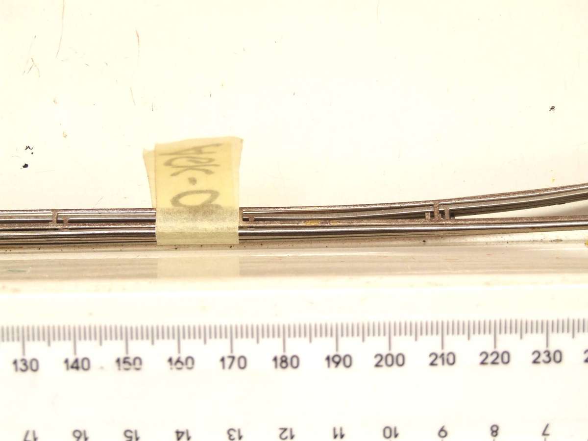 MARKLIN HO:  On Auction are these 7pc(36cm) Overhead Centenary Wires in Fair Used Condition.(GR)