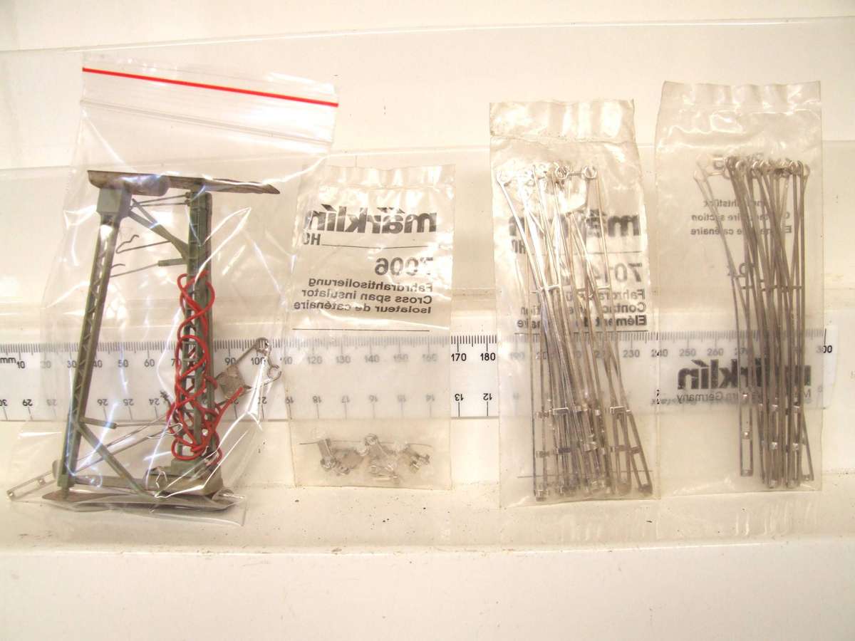 MARKLIN HO:  On Auction are these Mixed Overhead Centenary Wires in Good Used Condition.(GR)