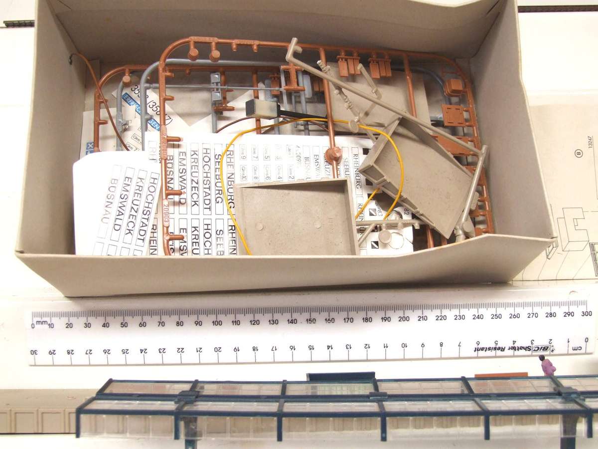 VOLLMER HO: On Auction is this Station Platform in Fair Used and Boxed Condition.