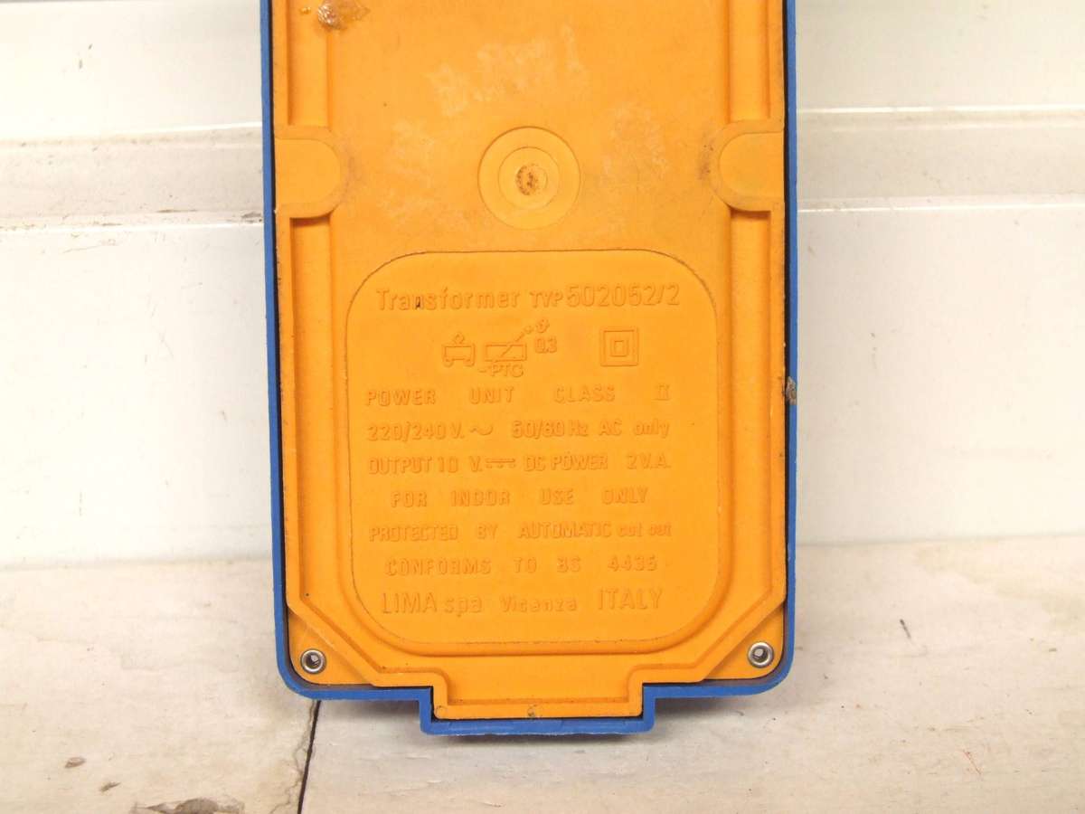 LIMA POWER SUPPLY:  European 220V/10.5V DC Power Supply/Controller in good un-boxed condition(Italy)