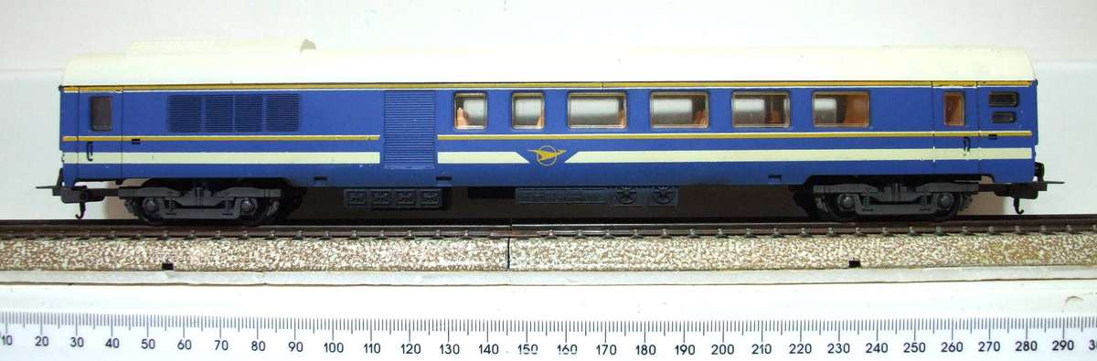 LIMA HO: SAR Blue Train Composite Coach in Very Good Un-Boxed condition(Italy)