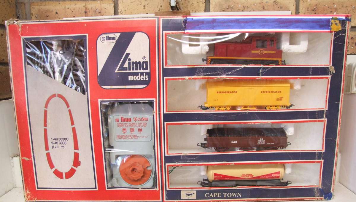 LIMA HO:  Vintage "CAPE TOWN" Junior Train Set in Good, Used, Boxed condition (Italy)